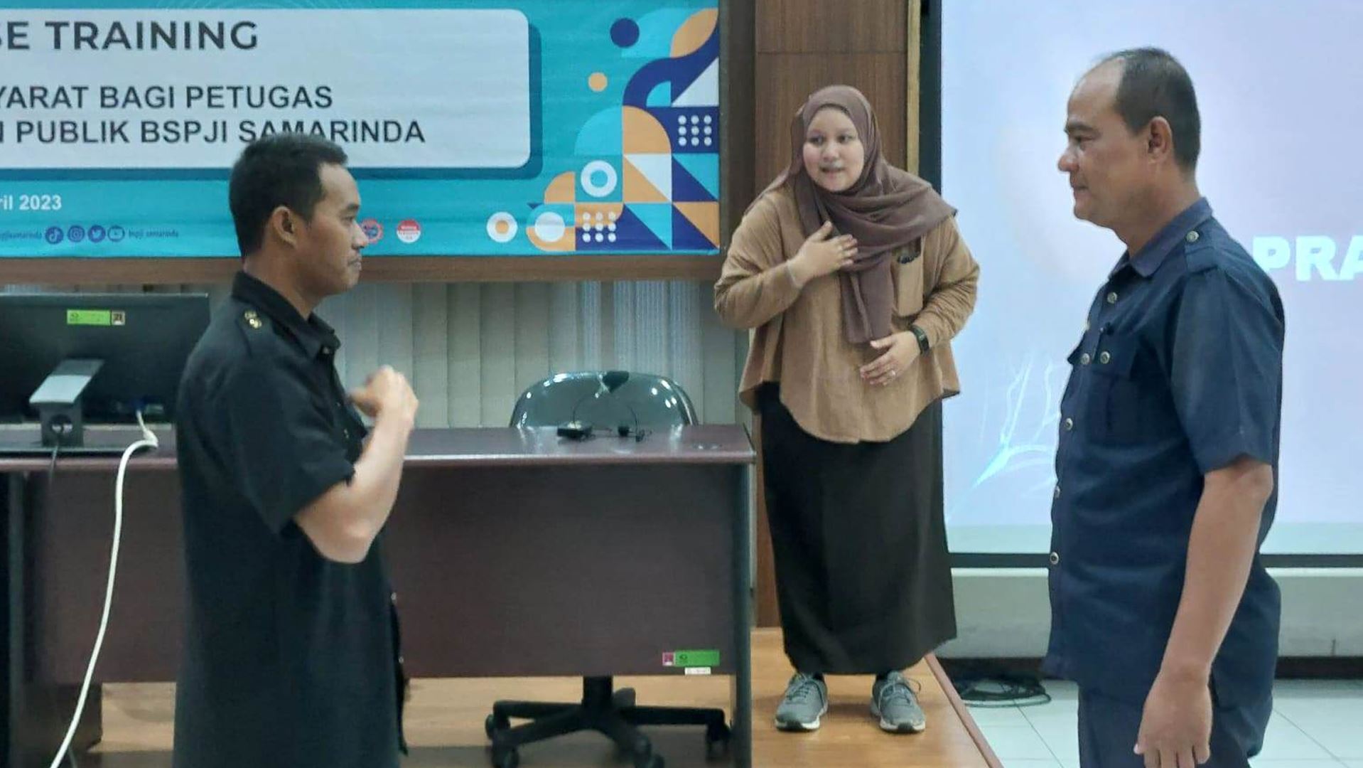 In House Training Bahasa Isyarat Bagi Petugas Unit Pelayanan Publik